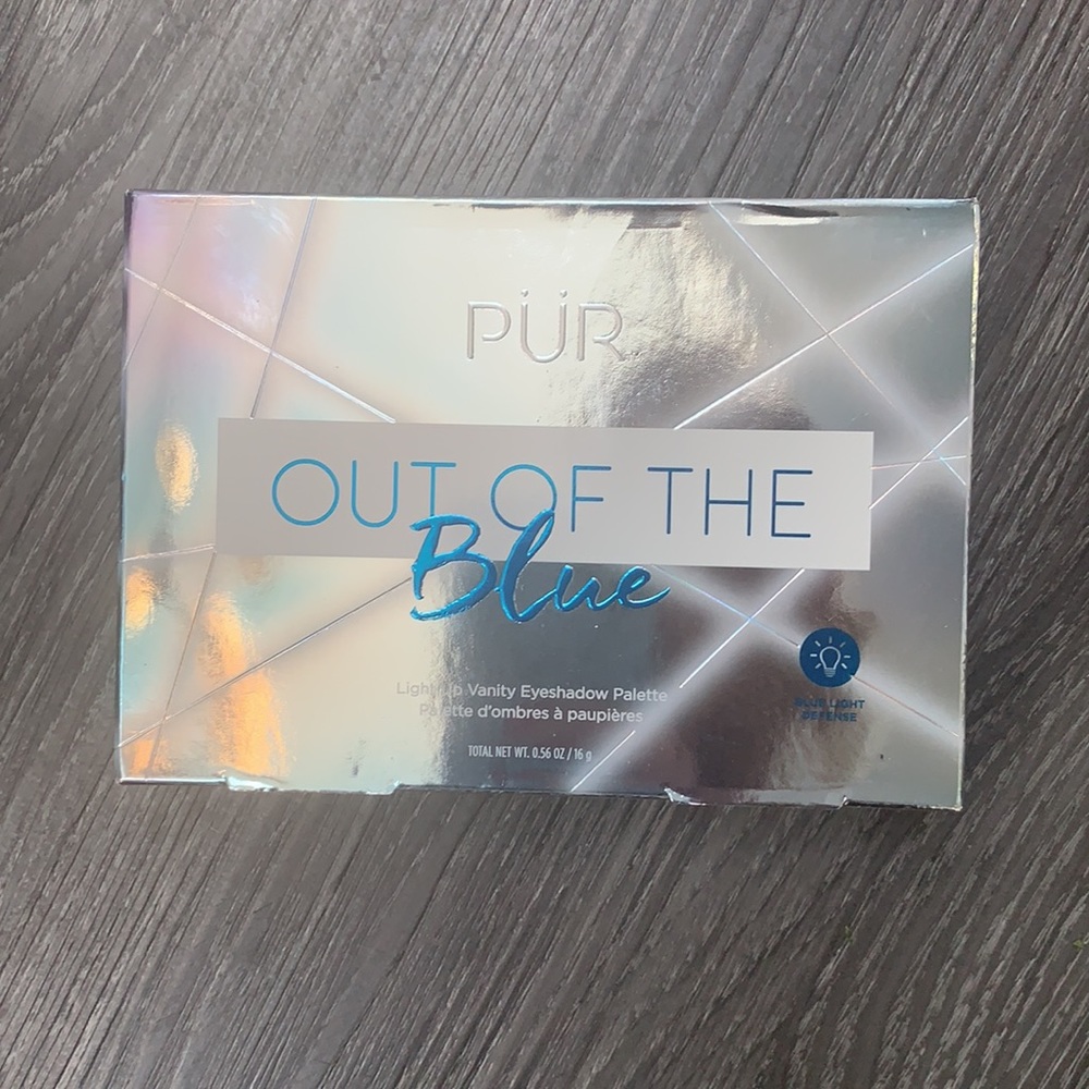 PUR Out Of The Blue Light Up Eyeshadow Palette - Picture 8 of 9